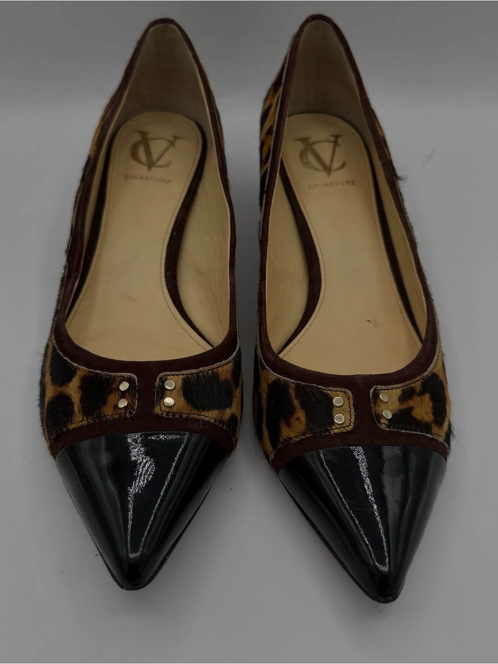 Vince Camuto Signature Leopard Pointed Toe Flats in Black/Brown Size 39 (9B)